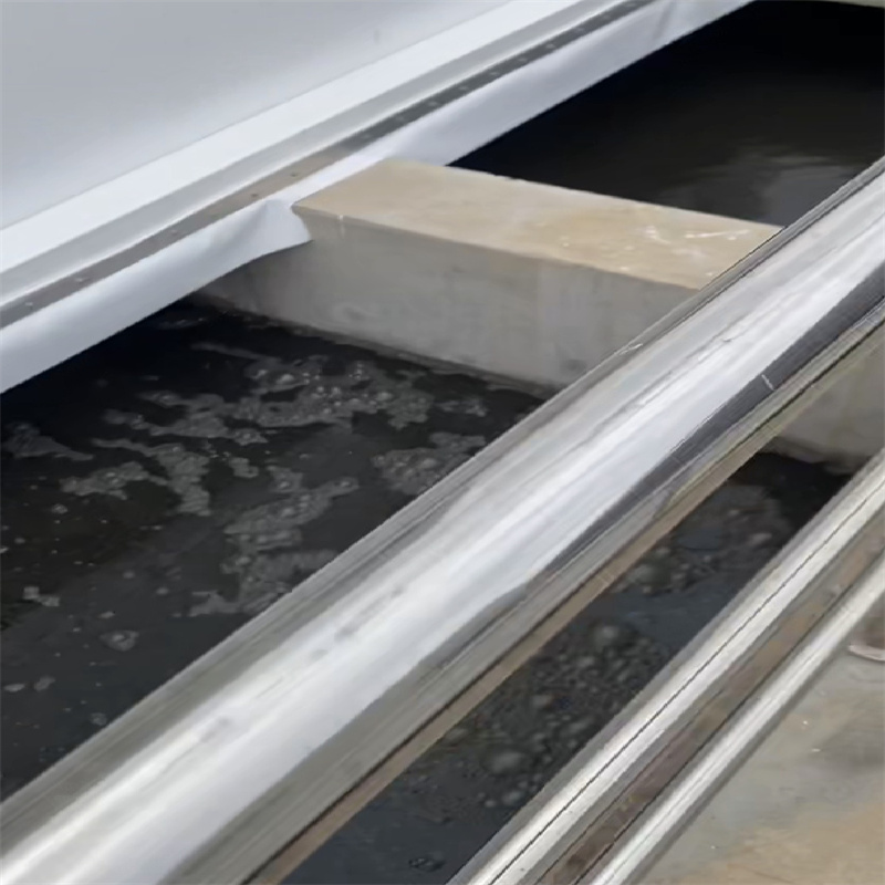 HDPE virgem vs HDPE reciclado